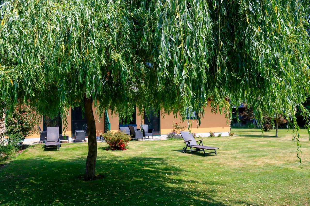 Gasthaus & Pension Am Kurfuerstendamm Burg  Eksteriør bilde